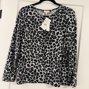 Elegant Black and White Animal Print Long Sleeve Top